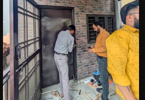 एमडीडीए का बड़ा एक्शन, अवैध निर्माणों पर चला सीलिंग अभियान, पटेलनगर–देहराखास में दो निर्माण सील