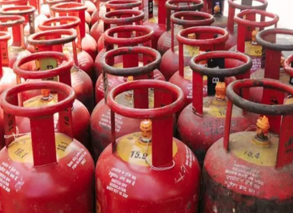 देहरादून में LPG उपभोक्ताओं को आखिरी मौका, 23 अगस्त तक कराएं ई-केवाईसी